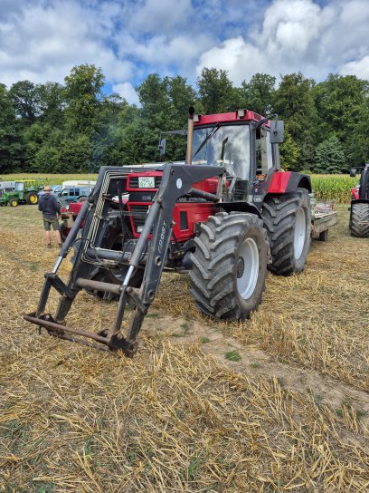 Magnifique Case IH 1455 XL