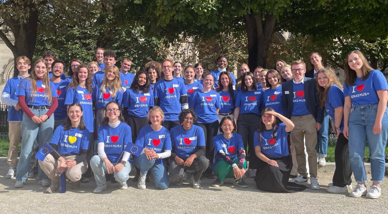 Devenez membre du réseau des Ambassadeurs Erasmus+