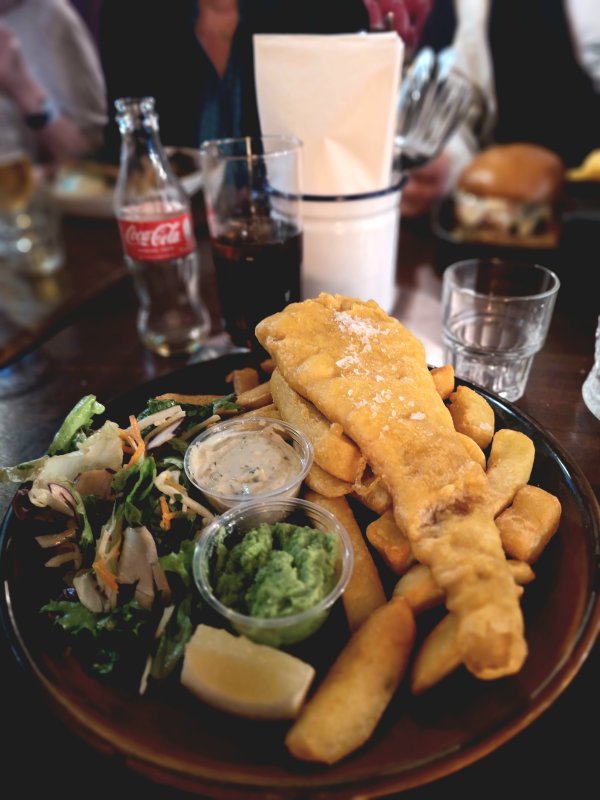 Fish and chips 