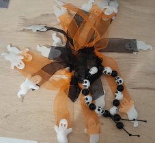 Photo des accessoires que nous allons porter &agrave; Halloween