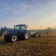 Mise en andains pour l'ensilage d'herbe