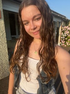 Oph&eacute;lie C&eacute;lari&eacute;