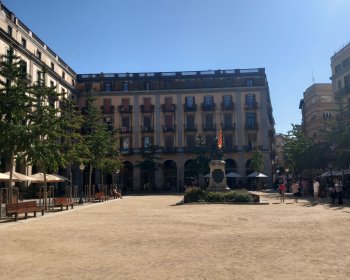 image Place de l'indépendance à Girona